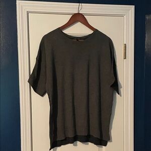 Eileen Fisher Black and Grey Crewneck Short Sleeve Knit Top